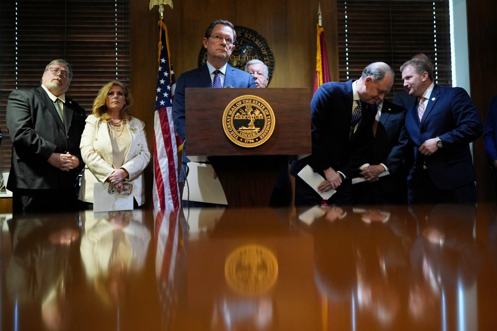 Tennessee Judge Blocks State from Reporting Sick Immigrant Kids to Federal Authorities