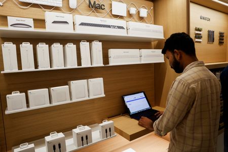 ‘Chipflation’ Hits Consumers: Apple to Raise iPad and MacBook Prices