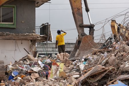 Building Collapse in Lagos Leaves at Least 9 Dead, Dozens Rescued