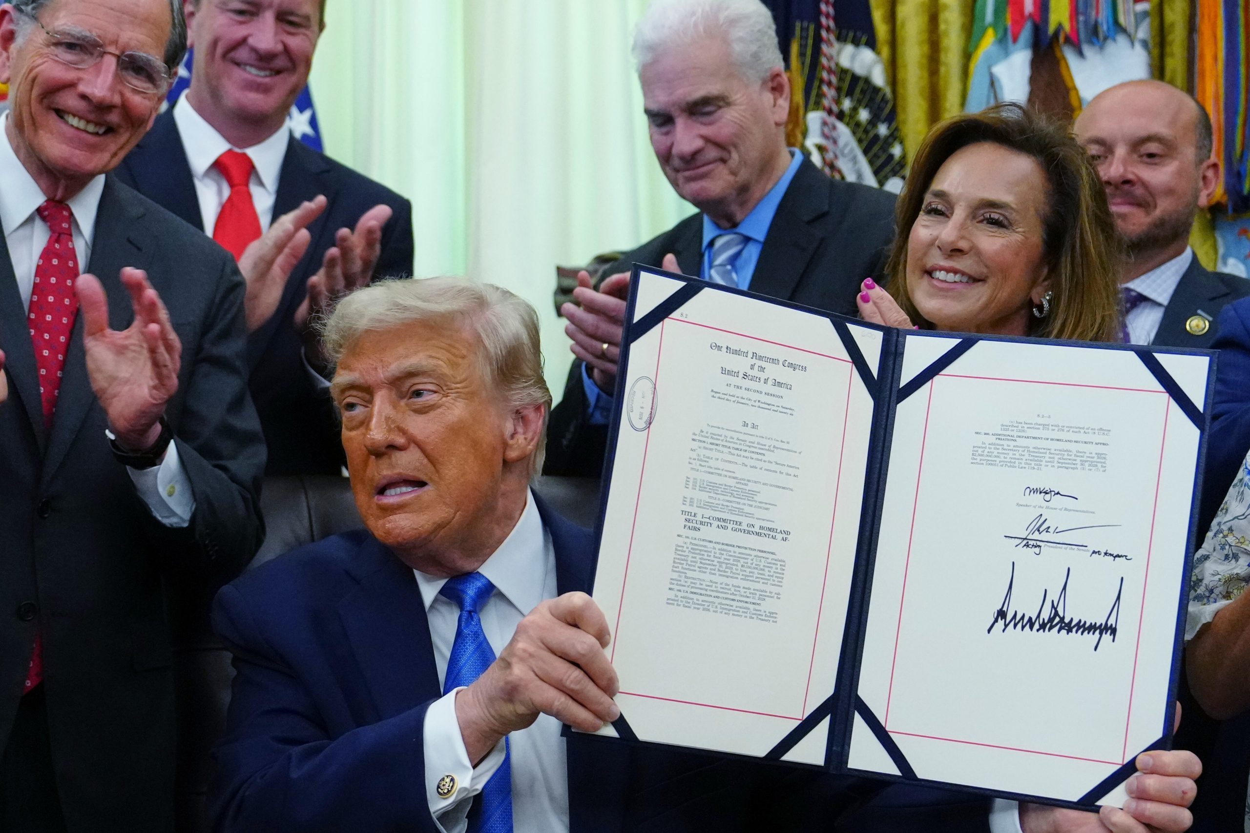 Supreme Court Expands Trump’s Deportation Powers, Raising Population Decline Fears