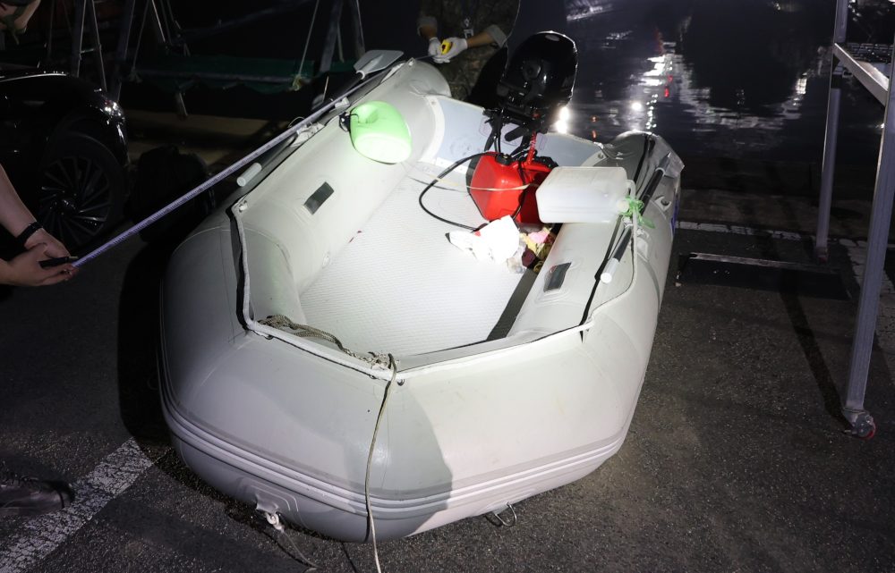 Chinese Dissident Reaches Canada After Daring Dinghy Escape from China