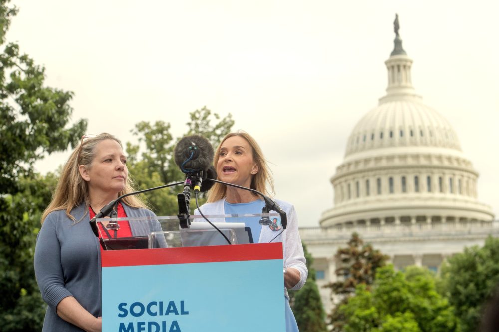 Parents Who Lost Children Push for Stronger Social Media Safeguards