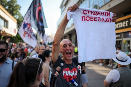 Serbian Protesters Plan to Continue Despite President Vucic’s Resignation Announcement