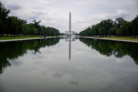 Trump: National Mall Reflecting Pool Back Open, DC Golf Course Coming in September