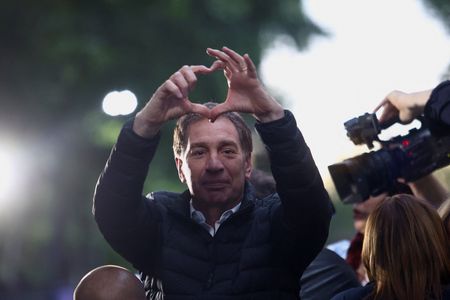Argentina’s President Shuffles Cabinet Amid Corruption Scandal
