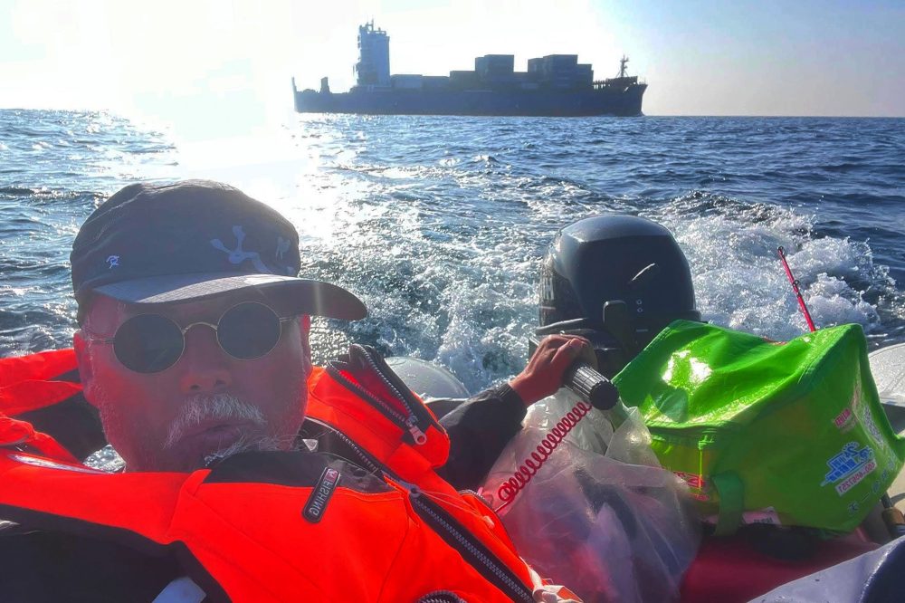 Chinese Dissident Reaches Canada After Harrowing Dinghy Escape Across the Sea