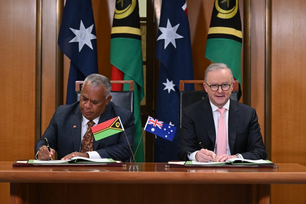 Australia and Vanuatu Sign Security Pact Blocking Chinese Military Base