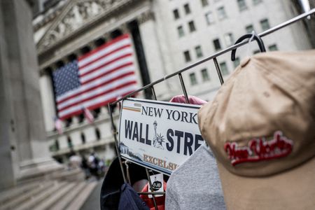 Economy Looks Strong, But Stock Market Tells a Different Story