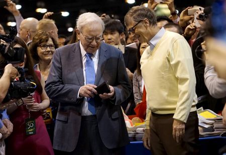Buffett Holds Back Billions from Gates Foundation Over Epstein Review