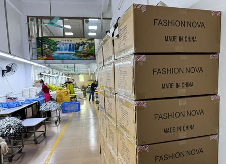 US Retailers Rush Holiday Orders from China Ahead of Expected Tariff Increases