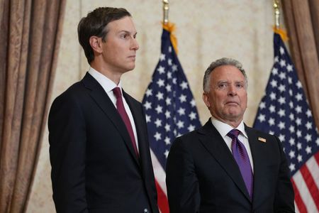 US Envoy Witkoff and Kushner Head to Qatar for Iran Nuclear Talks
