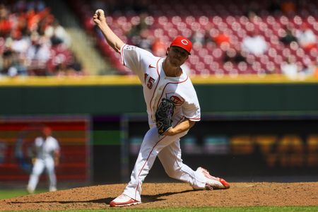 Reds Activate Closer Pagan, Shuffle Roster After Myers Injury