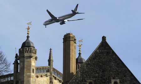 Asian Airlines’ European Gains Shrink as Gulf Carriers Return to Skies