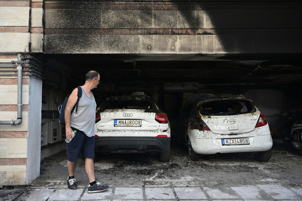 Firebomb Attacks on Greek Governing Party Members Leave Five Hospitalized