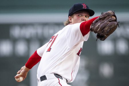 Red Sox Put Pitcher Connelly Early on IL With Elbow Inflammation
