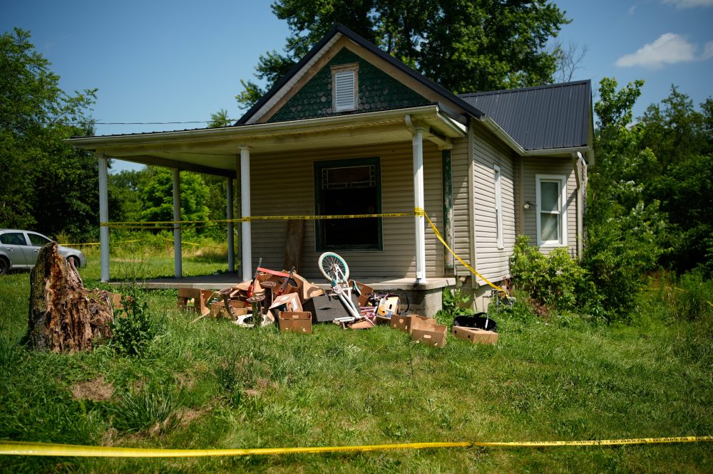16 Children Rescued from Squalid Ohio Home After Years of Confinement