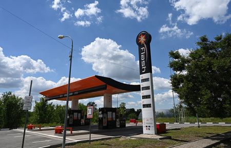 Russia’s Fuel Crisis Sparks Surge in Electric Vehicle Sales