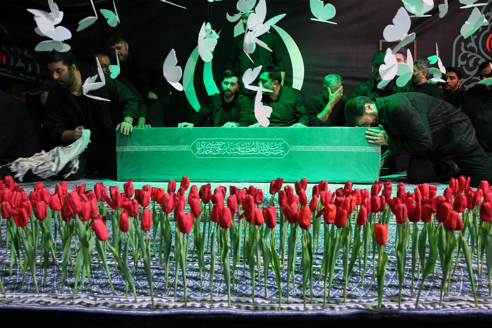 Iran’s Top General Resurfaces as Nation Prepares Elaborate Funeral for Supreme Leader