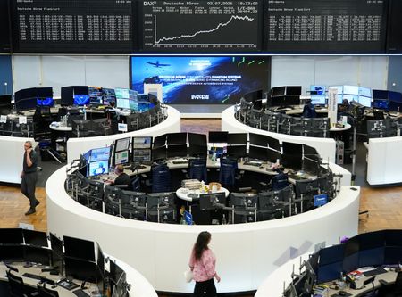 Global Stocks Headed for Best Week Since May on Strong Asia Data