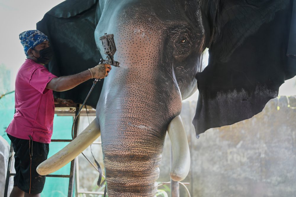 Robotic Elephants Step In at Indian Temple Festivals Amid Animal Welfare Concerns