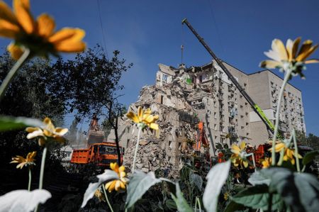 Kyiv Mourns 30 Dead as Rescuers Dig Through Rubble After Deadly Russian Strike