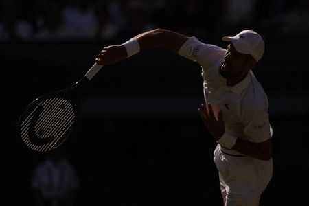 Djokovic Ties Federer With 105th Wimbledon Win, Advances to Fourth Round