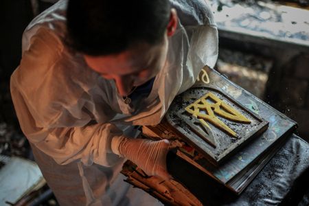 Kyiv Family Loses 5,000 Books and Priceless Heirlooms in Russian Strike