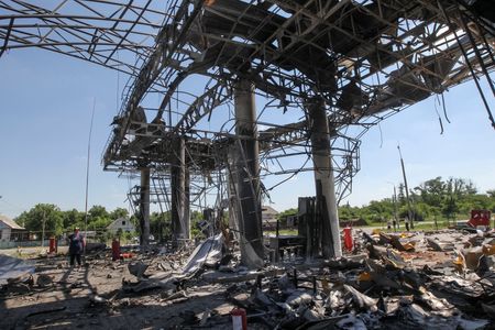 Russian Strikes Kill Six Across Three Ukrainian Regions in Single Day