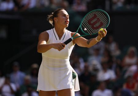 Sabalenka Dominates Ostapenko in Straight Sets to Reach Wimbledon Fourth Round