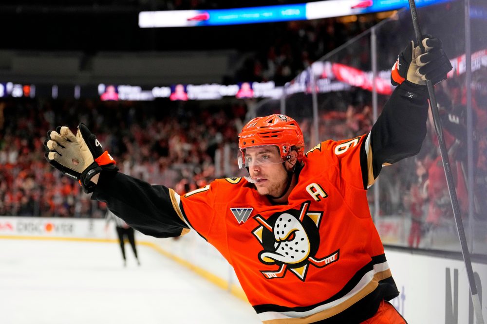 Flyers Offer Leo Carlsson $90M in Bold Move; Anaheim Has One Week to Respond