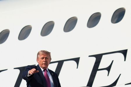 Trump Issues 11 Pardons, Mostly for Clean Air Act Violations