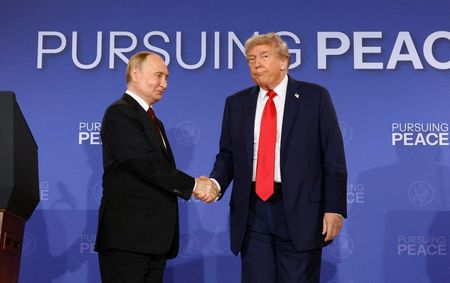 Trump Offers Putin Help in Brokering Ukraine Peace Deal During Phone Call