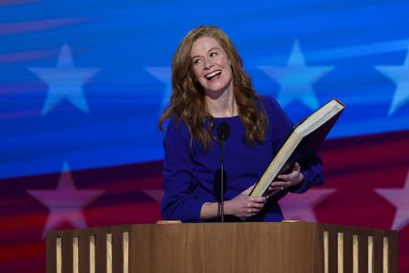 Michigan Democrat Exits Senate Race, Setting Up Two-Way Primary Showdown
