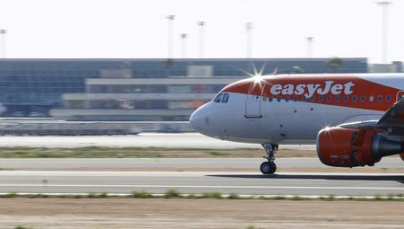 EasyJet Shares Surge 10% After Airline Agrees to $7.3 Billion Castlelake Buyout