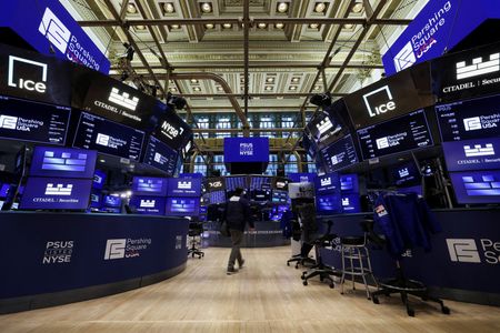Stock Futures Climb as Chip Shares Bounce Back Ahead of Fed Minutes