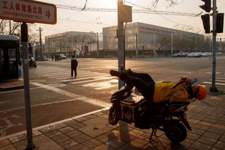 China’s Gig Economy Surge Hides Deep Job Market Troubles