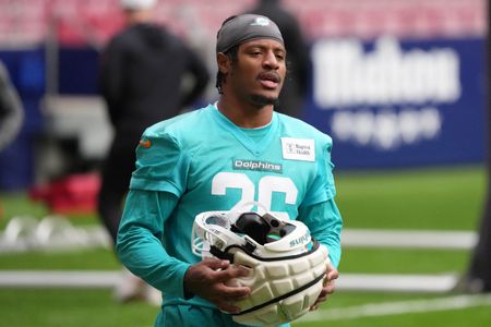 Washington Commanders Set to Add Veteran CB Rasul Douglas on 1-Year Deal