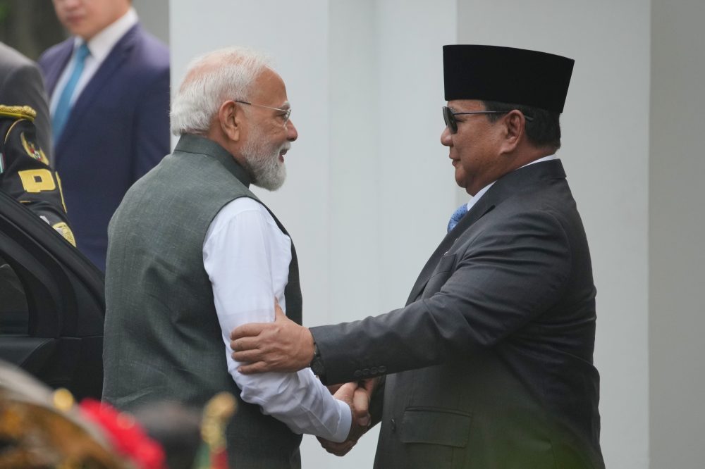 India’s Modi and Indonesia’s Prabowo Meet to Strengthen Defense and Economic Bonds