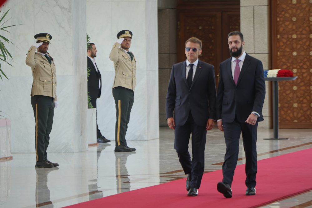 Explosions Strike Damascus as French President Macron Meets Syrian Leader