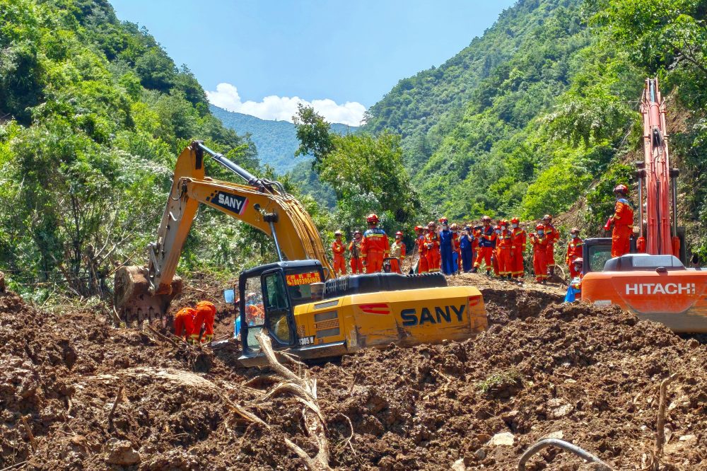 Deadly Landslide in Northwestern China Kills 5, Traps 12 More