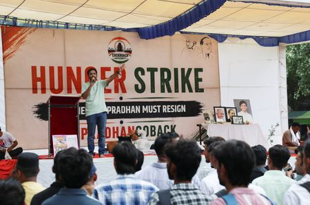 Indian Court Orders Government to Restore Cockroach Party’s Blocked Social Media Account