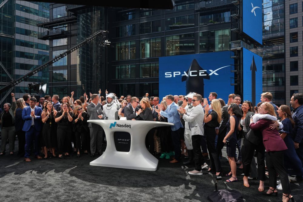Wall Street Bullish on SpaceX Stock, But Share Price Lags Behind Predictions