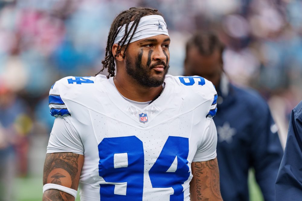 Former Cowboys DE Marshawn Kneeland Had Early-Stage CTE at Time of Death