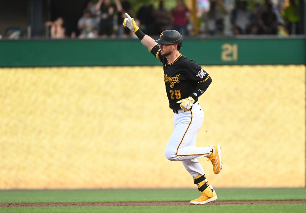 Pirates’ Ryan O’Hearn Crushes Club Record with 10 RBIs in Three-Homer Night