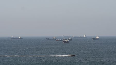 Tankers Reverse Course at Hormuz Strait After Missile Attacks on Ships
