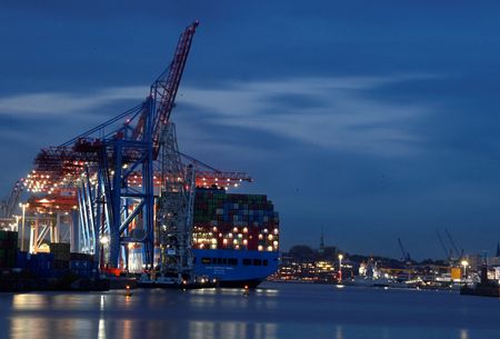 Study: U.S. Port Fees on Chinese Ships Could Boost German Exports by 2%