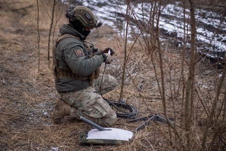 Russia Deploys Jammers to Block Starlink and Protect Supplies from Ukrainian Drones