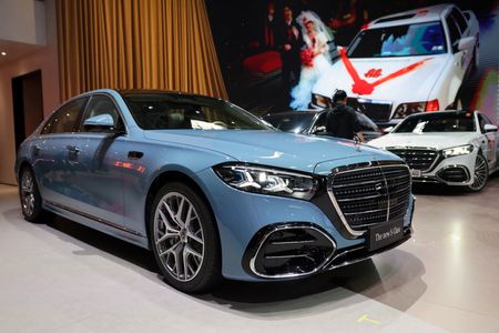 Mercedes-Benz Reports 8% Sales Drop in Q2 Amid Fierce China Competition