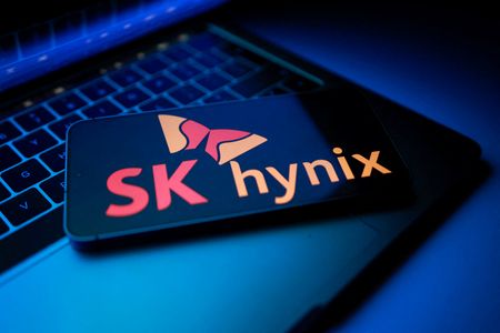 SK Hynix U.S. Share Sale Draws Demand More Than Seven Times Available Shares