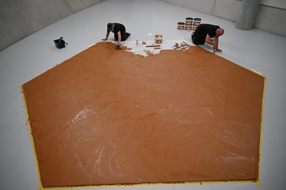 Dutch Museum Spreads 800+ Lbs of Peanut Butter on Floor to Honor Late Artist